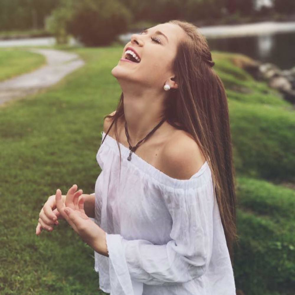 Meet your Posher, Violet